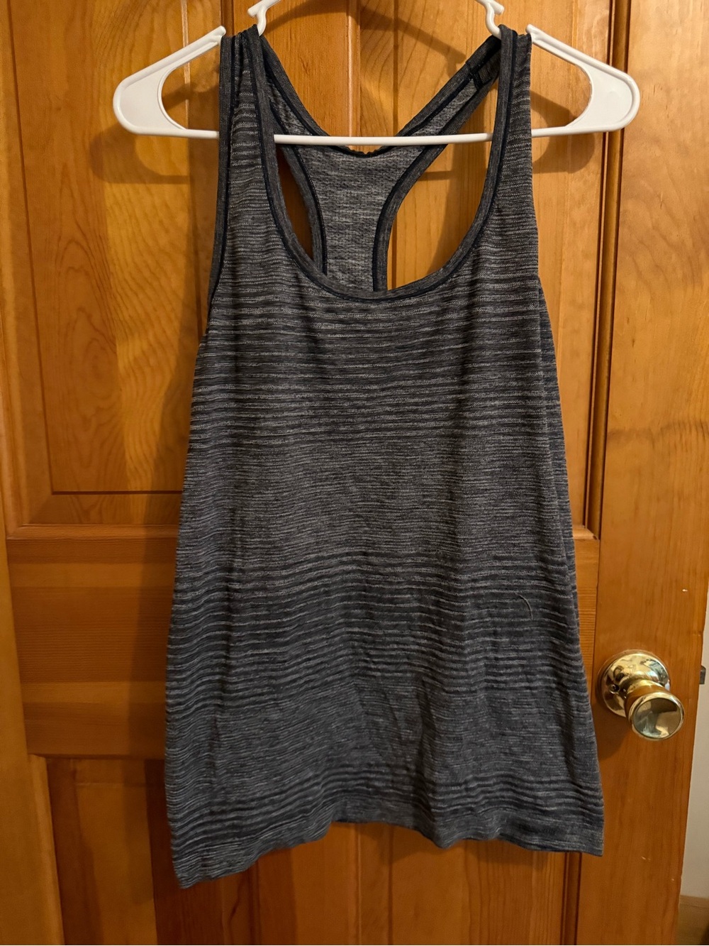 Women’s Patagonia Gray Racerback Tank Top | M